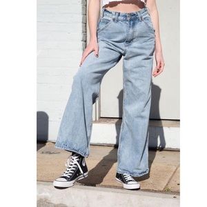 Brandy Melville Light Wash Talia Carpenter Jean